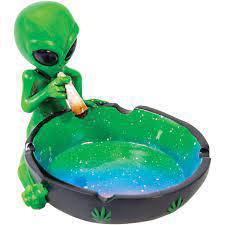 Smoking Alien Ashtray